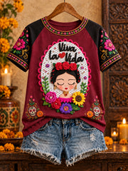 Camiseta estampada con arte de muñeca Lele mexicana para mujer