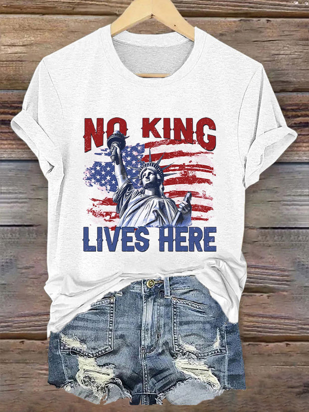 Women's 'No Kings in America' Print T-Shirt