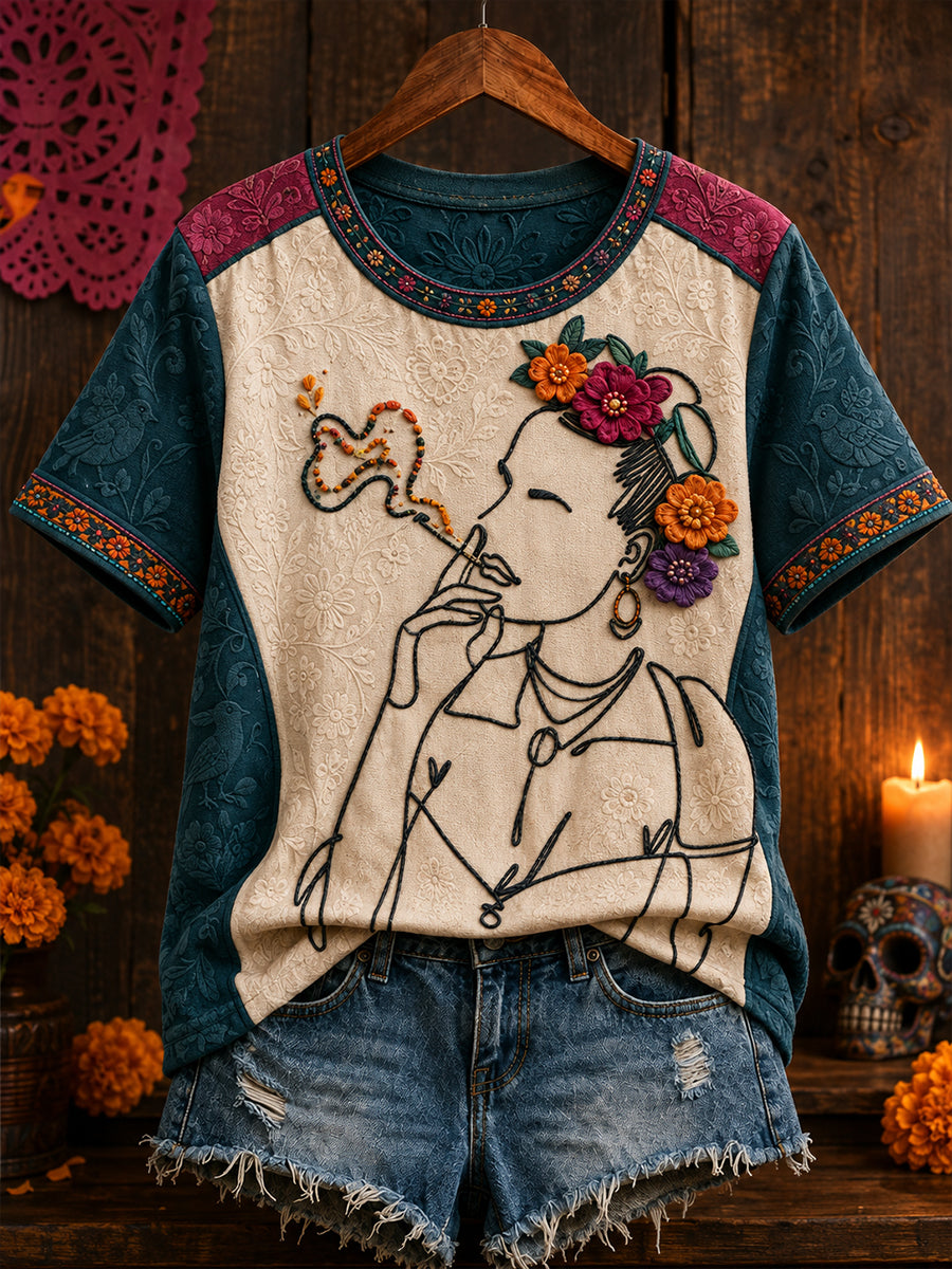 Camiseta estampada con arte floral mexicano para mujer